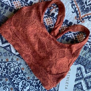 Athleta A-C Ultimate Snake Bra in Supersonic
